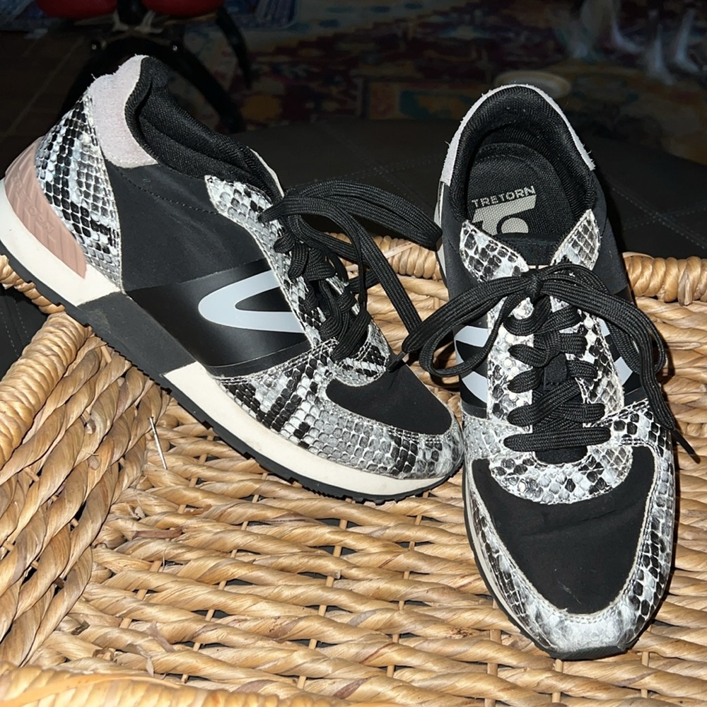 Tretorn Loyola Black and White Snake Pattern Sneakers